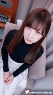 在线电影网站免费微胖丰满韵味少妇啪啪女上位无套操穴，半老徐娘很有味道，最后边打飞机一边深喉口爆一嘴1